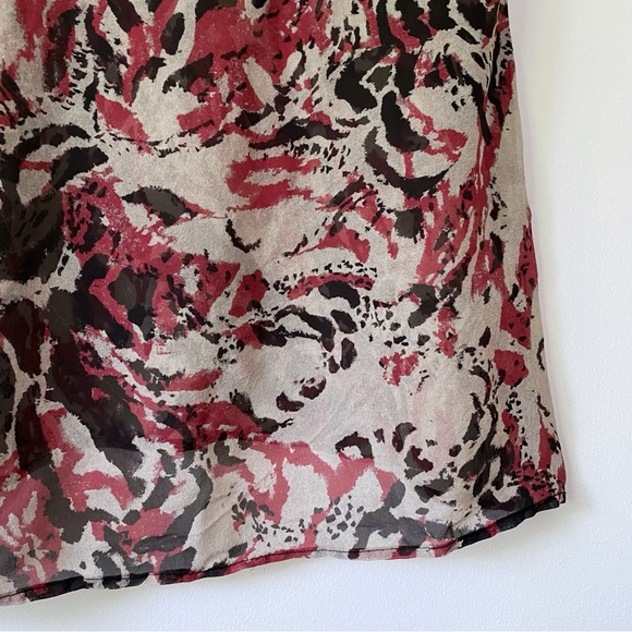 Ella Moss Sheer Silk Abstract Print Top - Picture 10 of 12